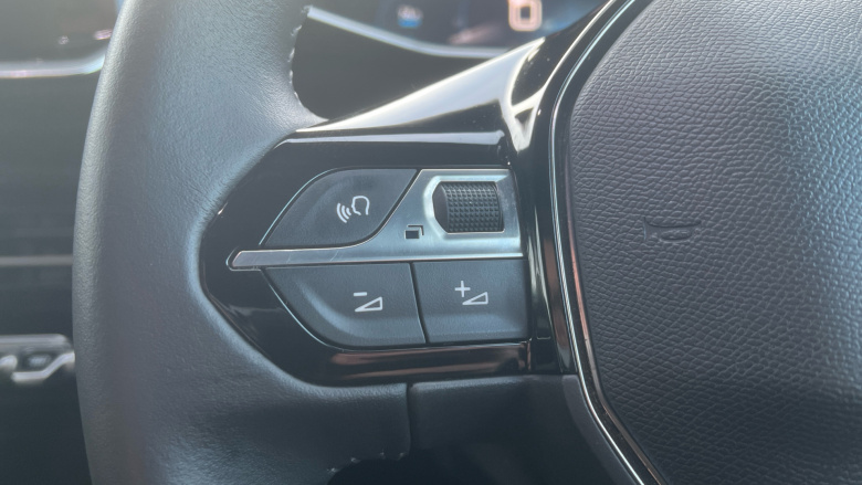 Peugeot 2008 1.2 PureTech Allure Premium+ 5dr Petrol Estate